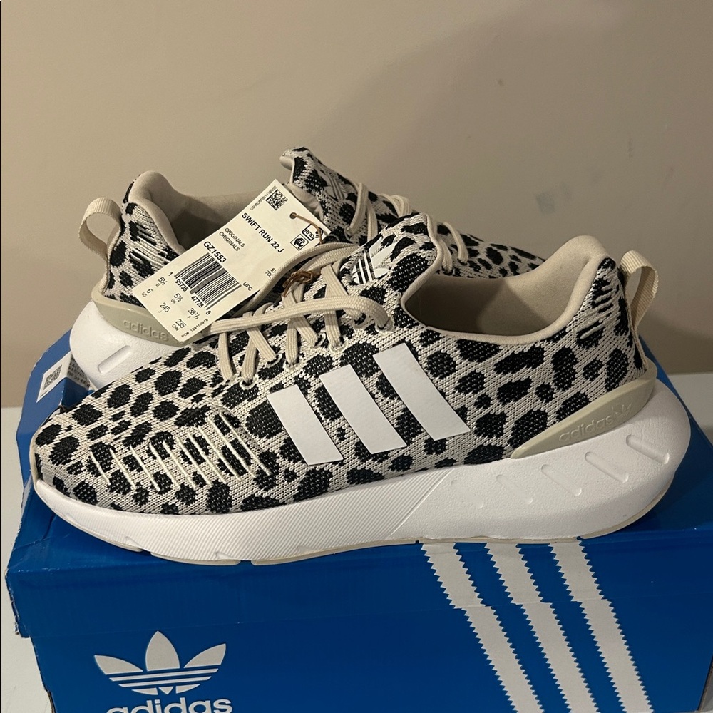 Adidas Sneakers - Black and White Leopard